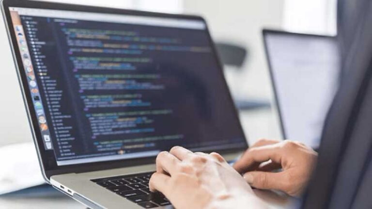 Como a Tecnologia Impulsiona Estratégias Empresariais